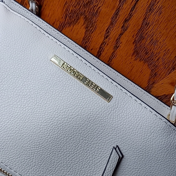 Steve madden white chain satchel crossbody handbag like new euc - Picture 4 of 8
